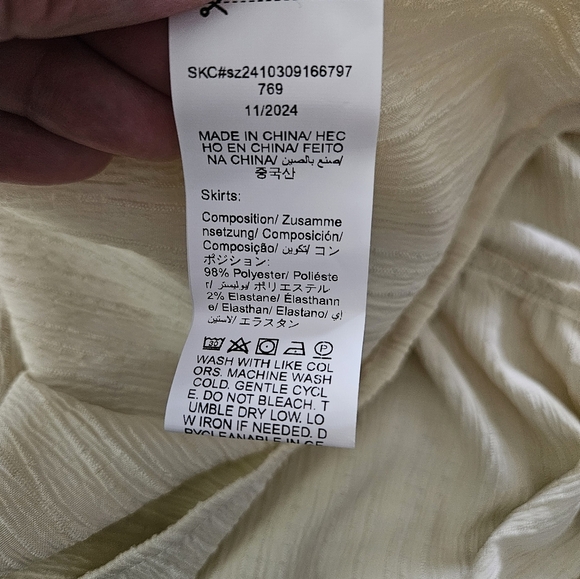 SHEIN Cream with Black Trim Skirt Set. Size XL - Picture 7 of 8